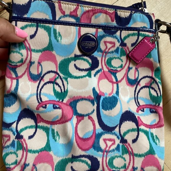 Coach "Ikat" crossbody bag purse pink blue green - Picture 2 of 8